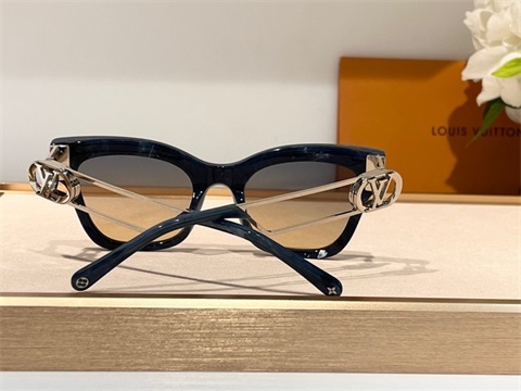 LV sunglass-623